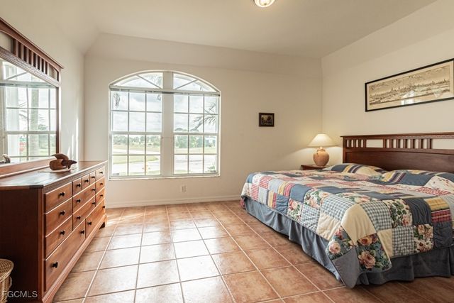 622 Mirror Lakes Falls CT, Lehigh Acres, FL 33974