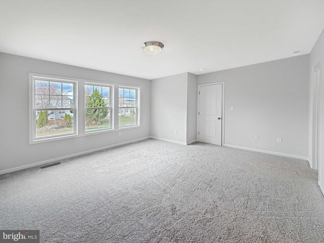 5893 BUCHANAN DR, Mercersburg, PA 17236