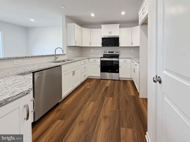 5893 BUCHANAN DR, Mercersburg, PA 17236