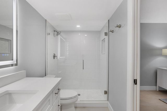 269 NE Edgewater Drive, Stuart, FL 34996