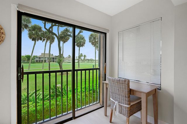269 NE Edgewater Drive, Stuart, FL 34996