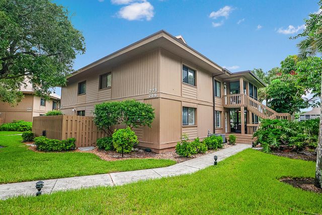 269 NE Edgewater Drive, Stuart, FL 34996