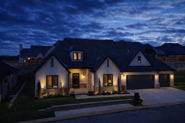 3917 Stone Bluff Way, Edmond, OK 73034