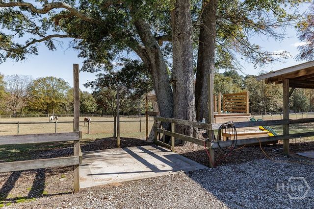 1412 Old Bishop Road, Bishop, GA 30621