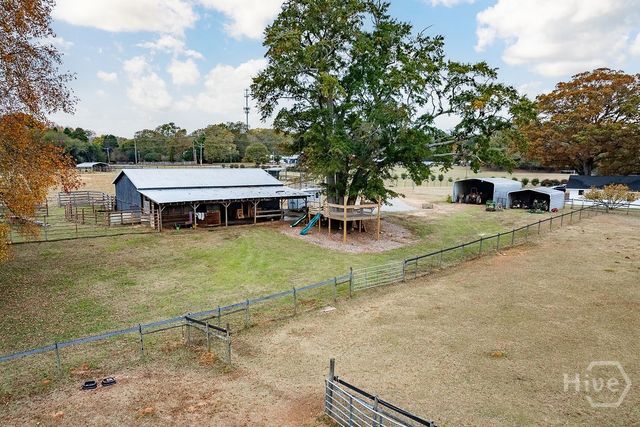 1412 Old Bishop Road, Bishop, GA 30621