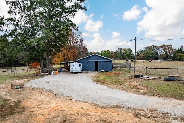 1412 Old Bishop Road, Bishop, GA 30621