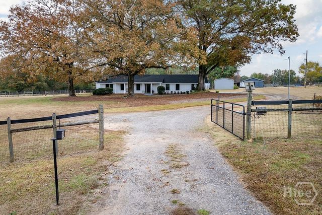 1412 Old Bishop Road, Bishop, GA 30621