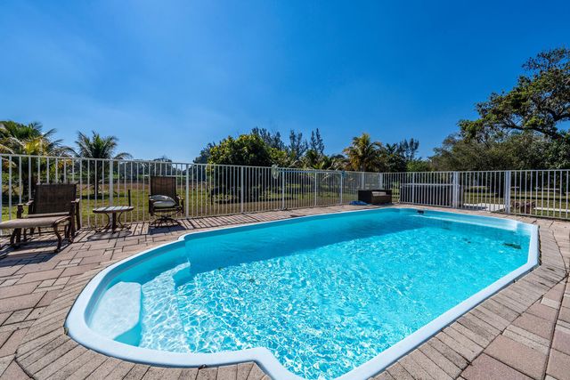 1710 SW 142nd Avenue, Davie, FL 33325