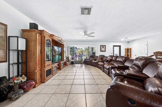 1710 SW 142nd Avenue, Davie, FL 33325