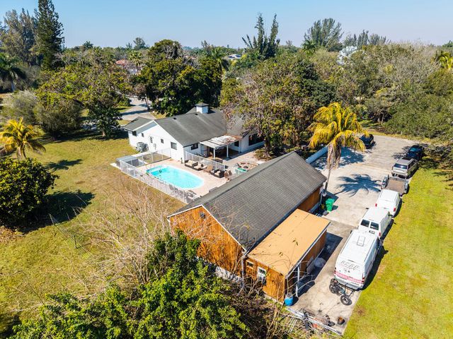1710 SW 142nd Avenue, Davie, FL 33325