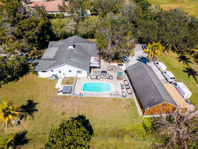 1710 SW 142nd Avenue, Davie, FL 33325