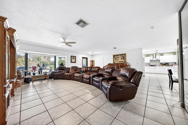 1710 SW 142nd Avenue, Davie, FL 33325