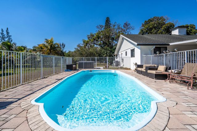 1710 SW 142nd Avenue, Davie, FL 33325