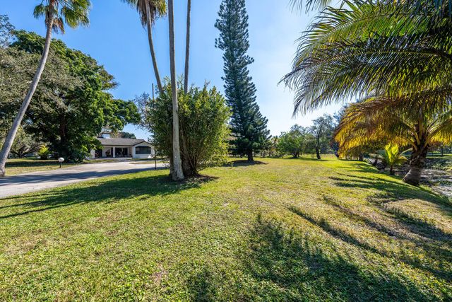 1710 SW 142nd Avenue, Davie, FL 33325