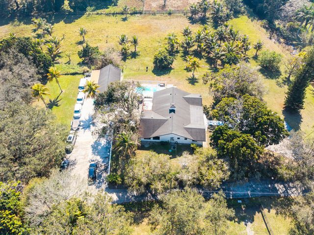 1710 SW 142nd Avenue, Davie, FL 33325