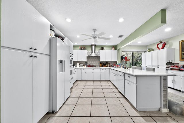 1710 SW 142nd Avenue, Davie, FL 33325