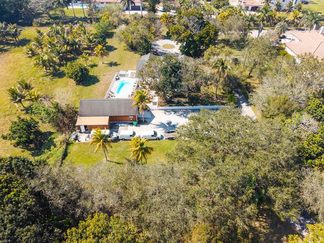 1710 SW 142nd Avenue, Davie, FL 33325