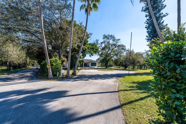 1710 SW 142nd Avenue, Davie, FL 33325