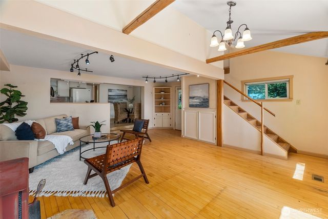 361 SE Totten Shores Drive, Shelton, WA 98584