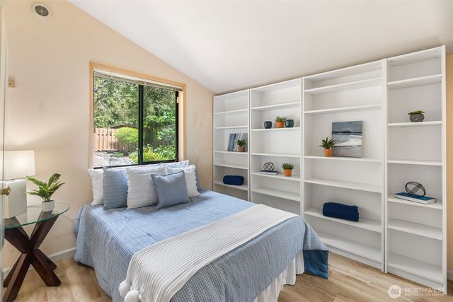 361 SE Totten Shores Drive, Shelton, WA 98584