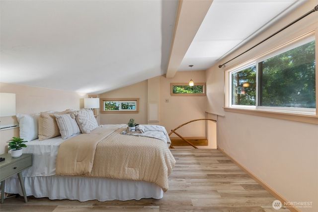 361 SE Totten Shores Drive, Shelton, WA 98584