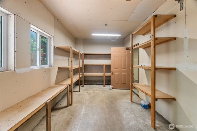 361 SE Totten Shores Drive, Shelton, WA 98584