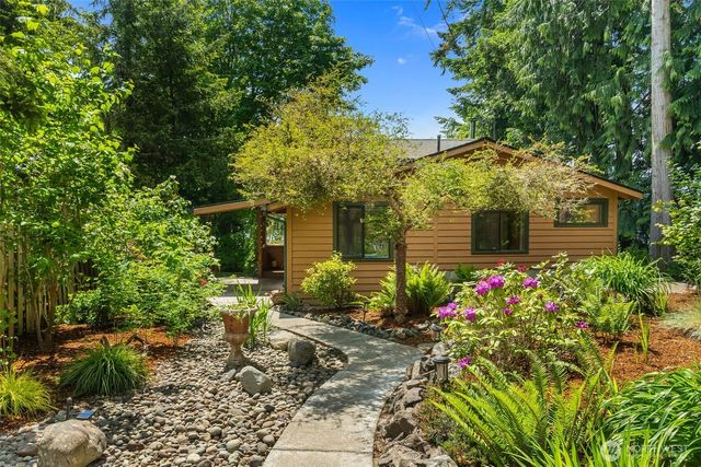 361 SE Totten Shores Drive, Shelton, WA 98584