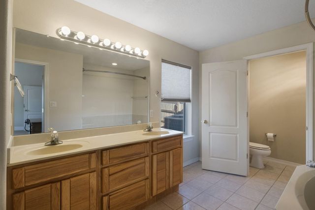 10 Odette Court, Edgewood, NM 87015