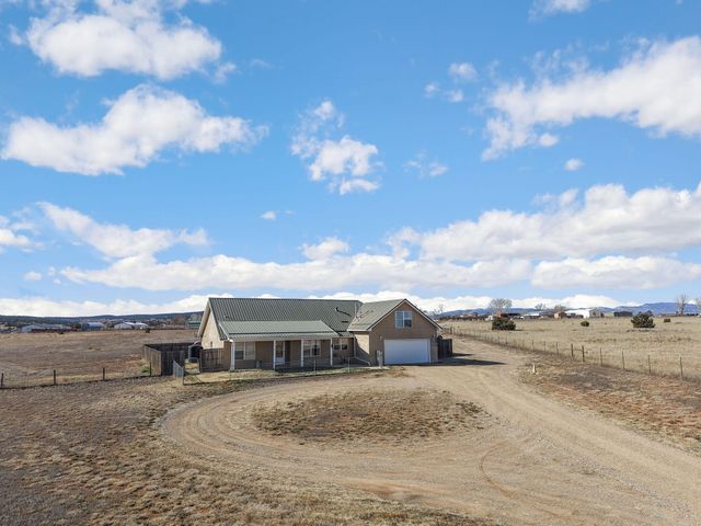 10 Odette Court, Edgewood, NM 87015