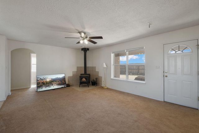 10 Odette Court, Edgewood, NM 87015