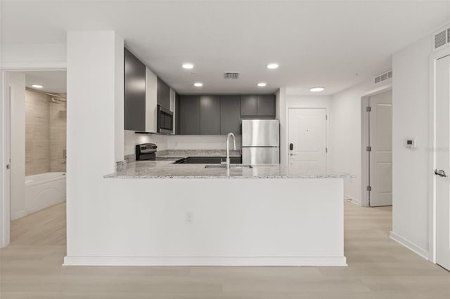 5587 MILLENIA PARK BOULEVARD 308, Orlando, FL 32839