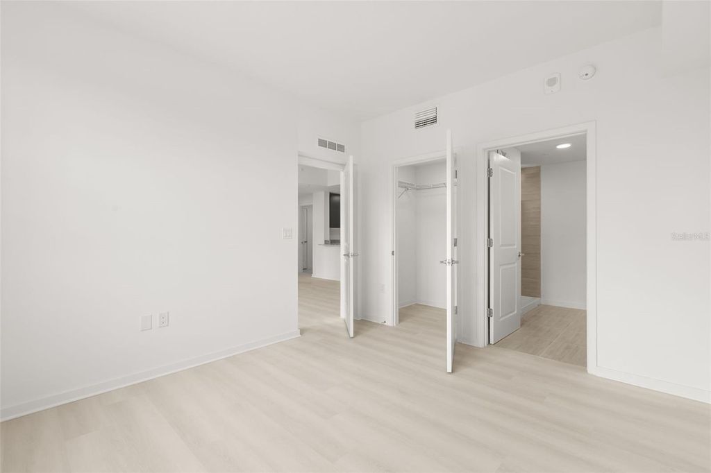 Image 24 of property listing at 5587 MILLENIA PARK BOULEVARD 308, Orlando, FL 32839