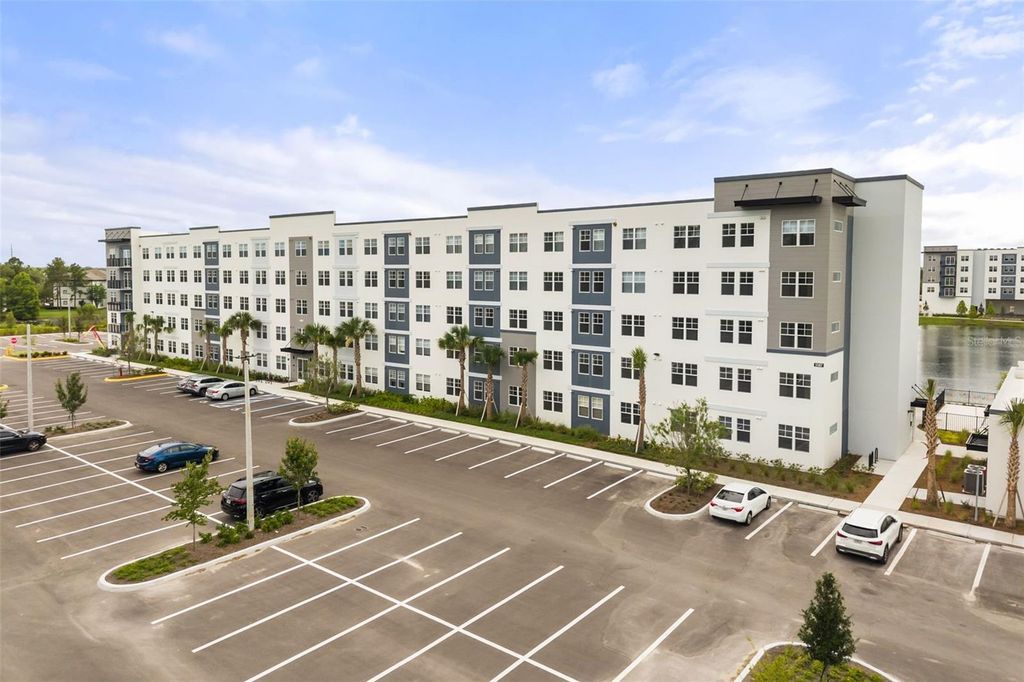 Image 9 of property listing at 5587 MILLENIA PARK BOULEVARD 308, Orlando, FL 32839
