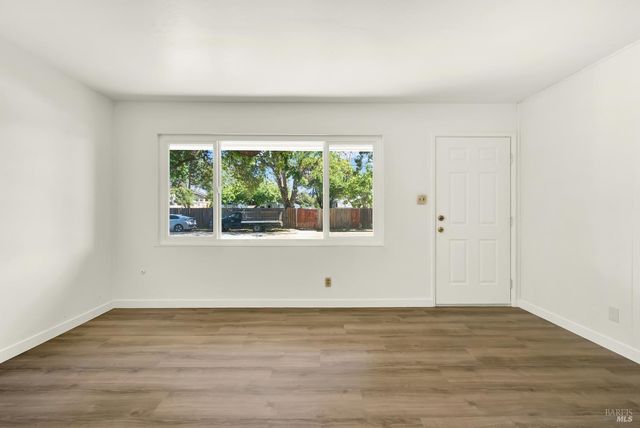 219 Hamilton Dr, Fairfield, CA 94533