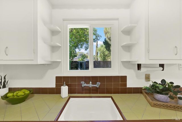 219 Hamilton Dr, Fairfield, CA 94533