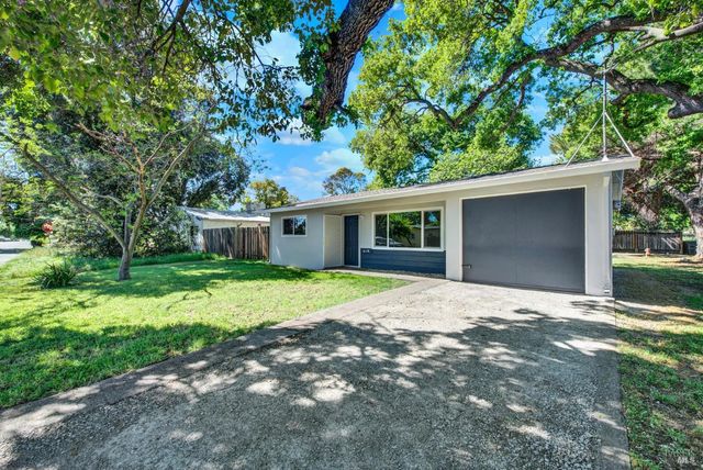 219 Hamilton Dr, Fairfield, CA 94533