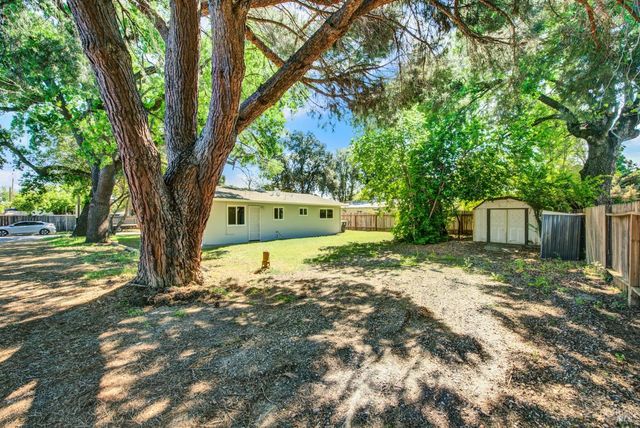 219 Hamilton Dr, Fairfield, CA 94533