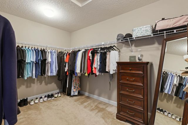 4377 Parkview Circle, Anoka, MN 55303