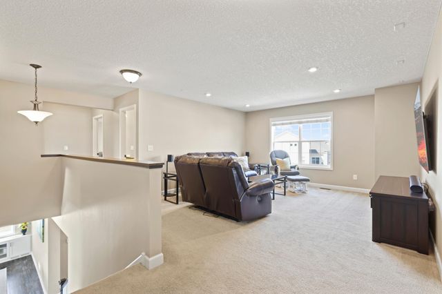 4377 Parkview Circle, Anoka, MN 55303