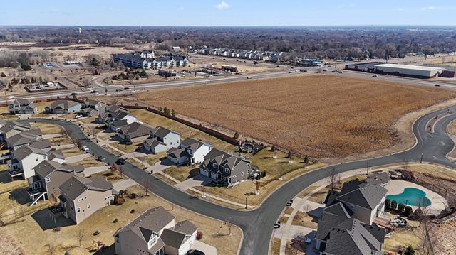 4377 Parkview Circle, Anoka, MN 55303