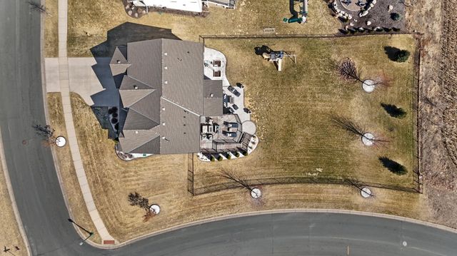 4377 Parkview Circle, Anoka, MN 55303