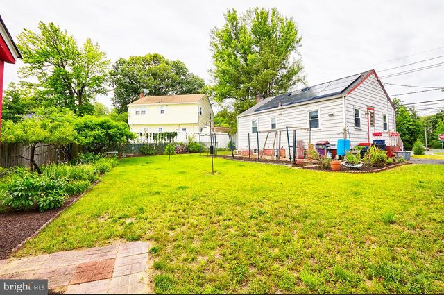 405 N WARWICK ROAD, Lawnside, NJ 08045