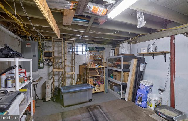 405 N WARWICK ROAD, Lawnside, NJ 08045