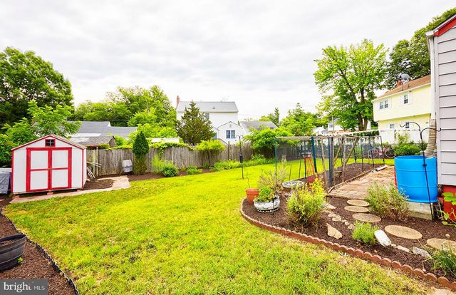 405 N WARWICK ROAD, Lawnside, NJ 08045