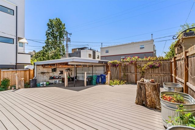 2763 59th Avenue SW, Seattle, WA 98116