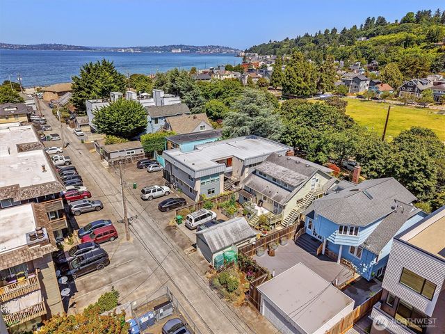 2763 59th Avenue SW, Seattle, WA 98116