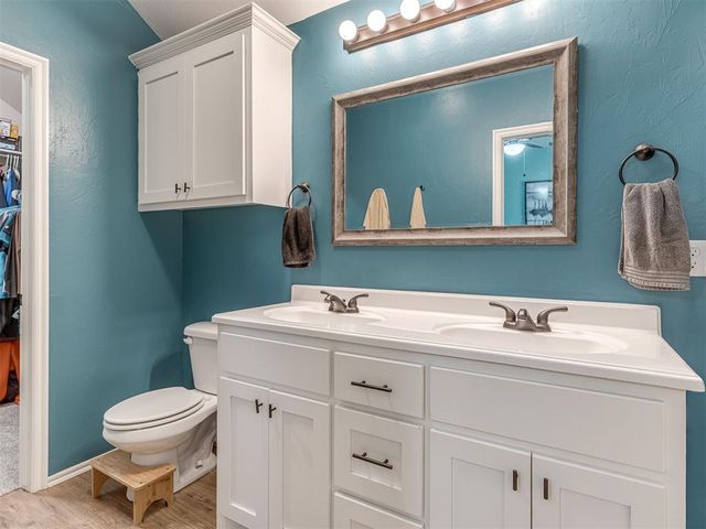 2204 County Street 2976, Blanchard, OK 73010