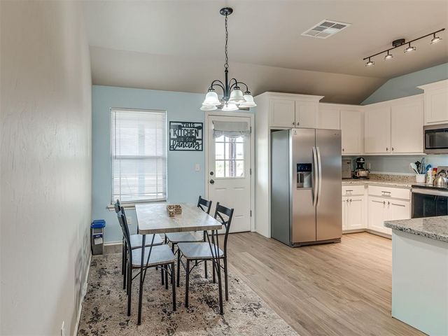 2204 County Street 2976, Blanchard, OK 73010