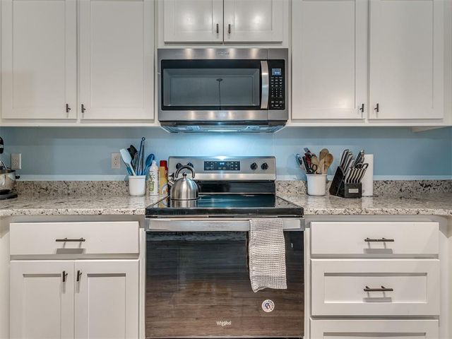 2204 County Street 2976, Blanchard, OK 73010