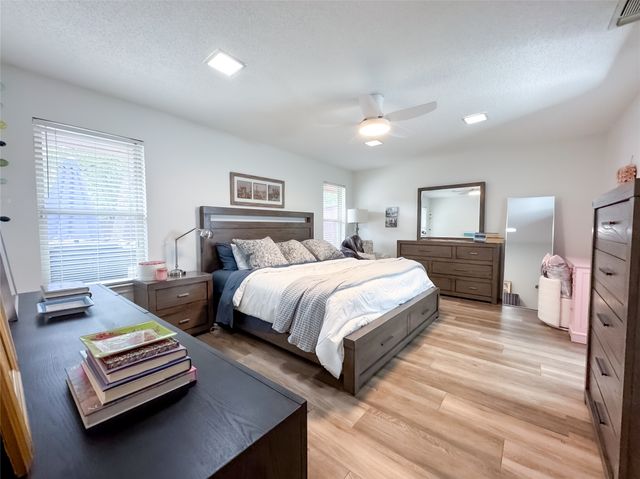 4805 Bonneville Drive, Arlington, TX 76016